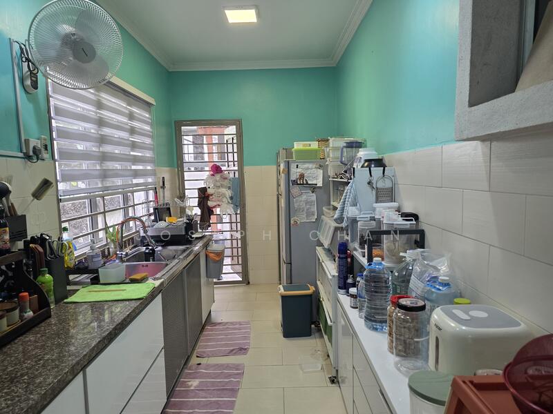 Semi-Detached House for Sale in Taman Desa Alam (Shah Alam) - Joseph Chan - Kitchen - PropertyGuru.com.my