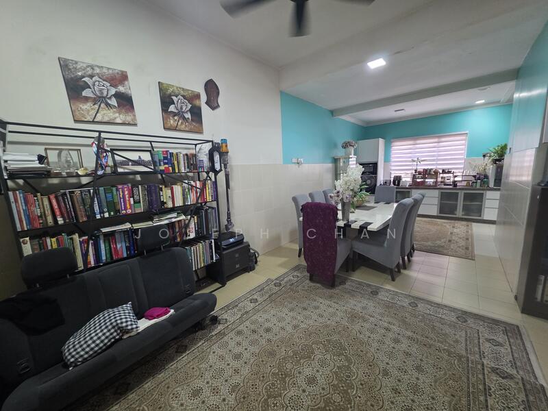Semi-Detached House for Sale in Taman Desa Alam (Shah Alam) - Joseph Chan - Dining area - PropertyGuru.com.my