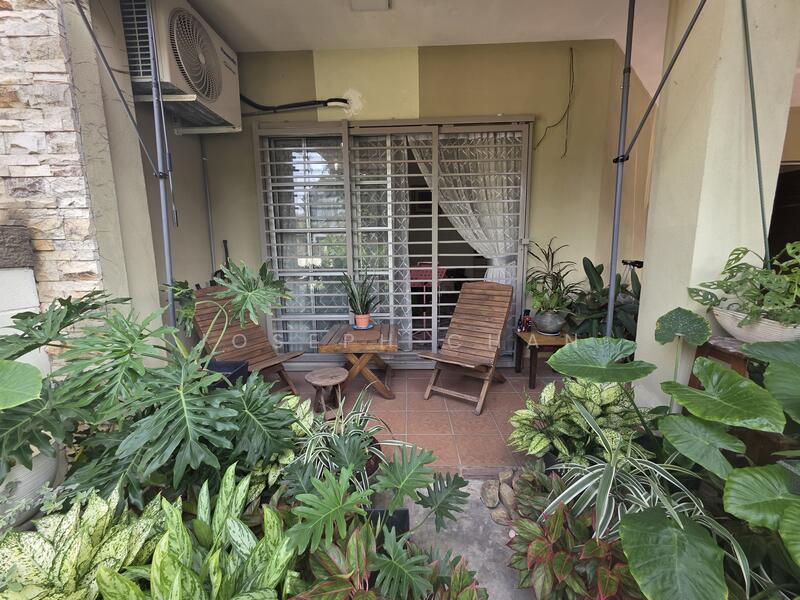Semi-Detached House for Sale in Taman Desa Alam (Shah Alam) - Joseph Chan - Balcony - PropertyGuru.com.my