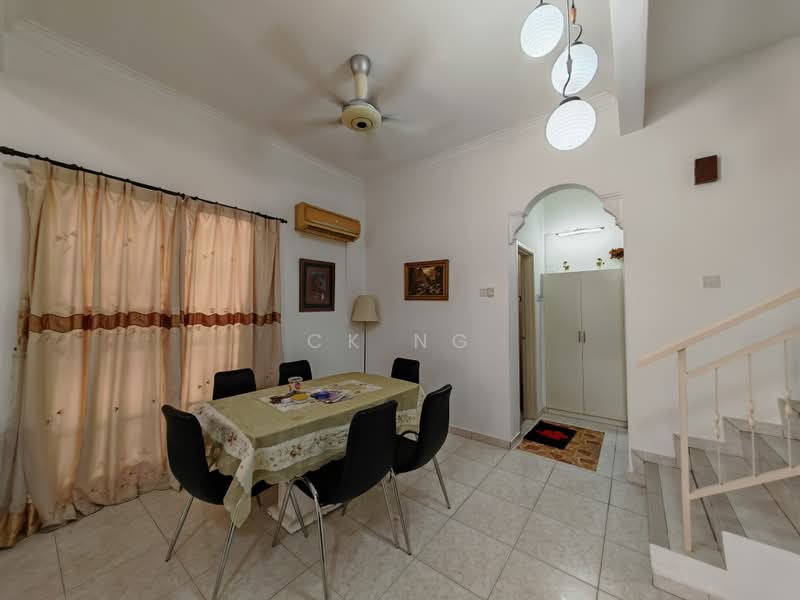 Rumah Berkembar untuk Dijual di Seremban (Negeri Sembilan) - CK Ng - Dining Room - PropertyGuru.com.my