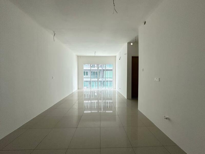 QuayWest Residence untuk Untuk Dijual - RM 500,000, Mac 2026 - Living Room - PropertyGuru.com.my
