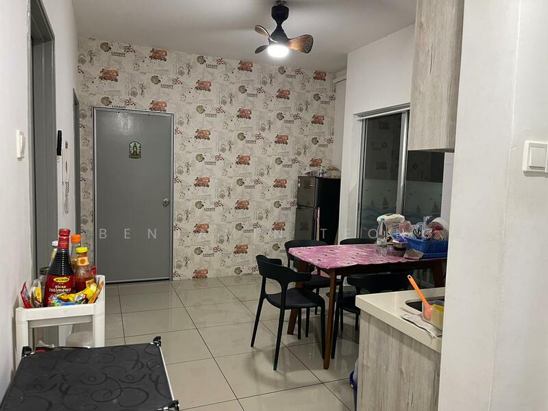 Condominium for Rent at The Edge Residence - Benjamin Teong - Kitchen - PropertyGuru.com.my