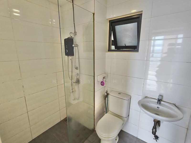 Servis Apartment untuk Dijual di Shamelin Star - Henry Chia - Bathroom - PropertyGuru.com.my