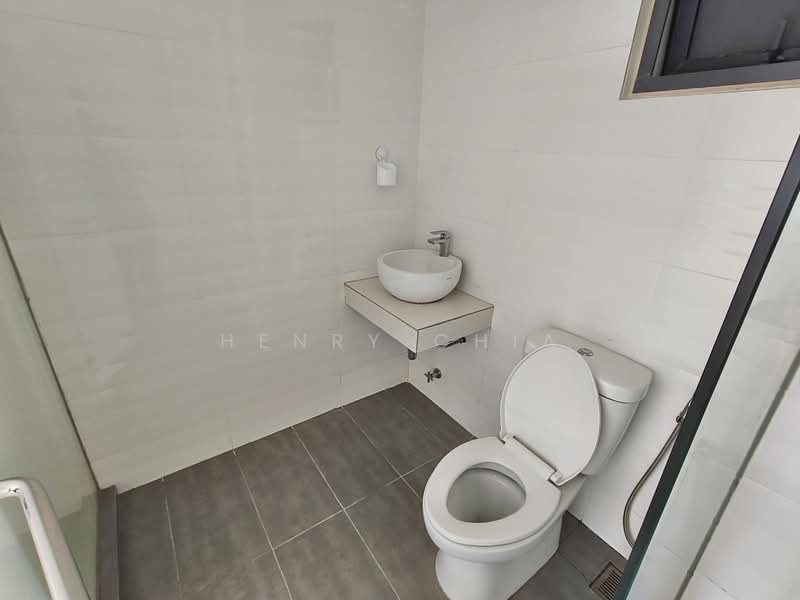 Servis Apartment untuk Dijual di Shamelin Star - Henry Chia - Bathroom - PropertyGuru.com.my