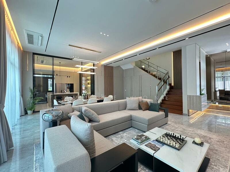 Rumah Teres 2-Tingkat untuk Dijual di Puncak Alam (Selangor) - Lim Jee Hone - Living Room - PropertyGuru.com.my