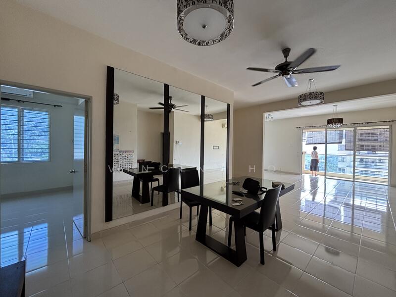 Platinum Hill PV 8 untuk Untuk Dijual - RM 520,000, Feb 2026 - Living Room - PropertyGuru.com.my