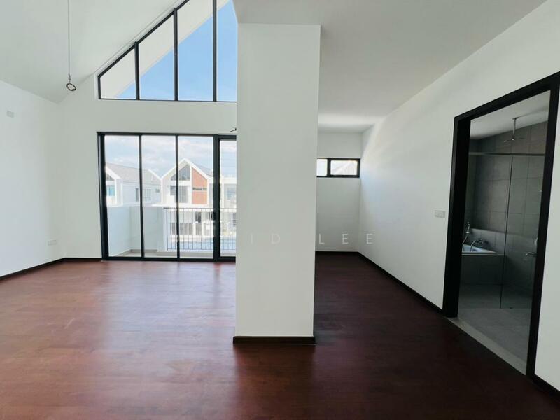 Semi-Detached House for Sale in Elmina (Shah Alam) - David Lee - Living Room - PropertyGuru.com.my