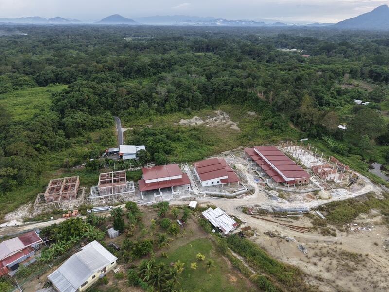 1-storey Terraced House for Sale in Sungai Tengah (Kuching) - Leslie Loi - Exterior - PropertyGuru.com.my