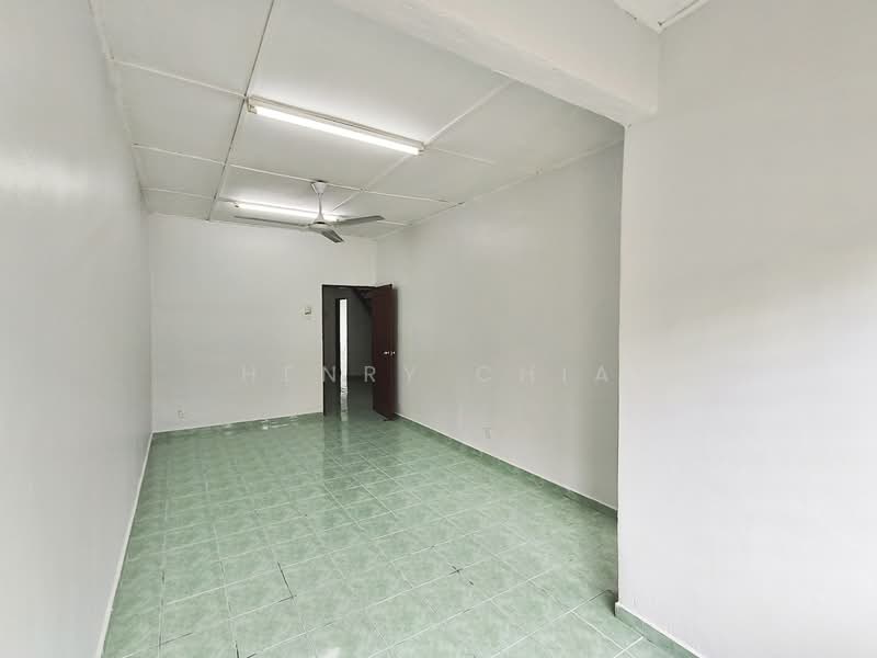 2.5-storey Terraced House for Sale in Taman Taynton View (Cheras) - Henry Chia - PropertyGuru.com.my