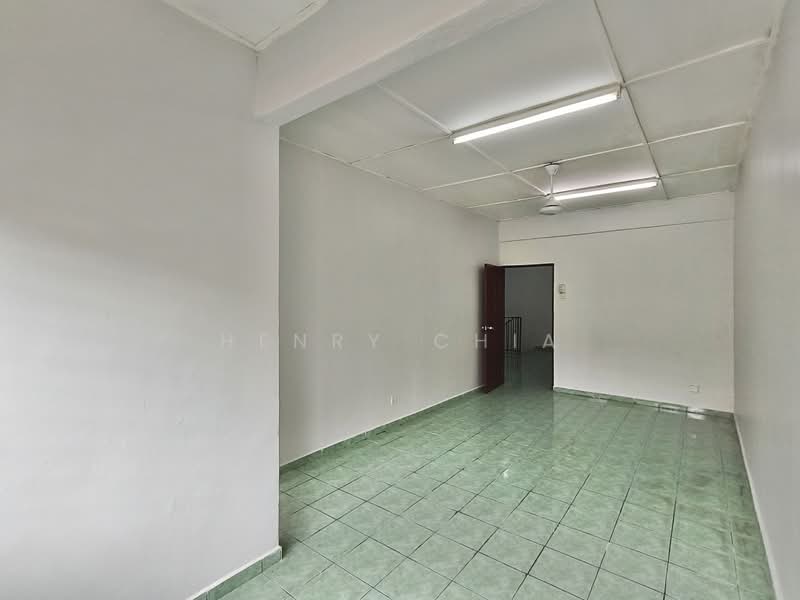 2.5-storey Terraced House for Sale in Taman Taynton View (Cheras) - Henry Chia - PropertyGuru.com.my