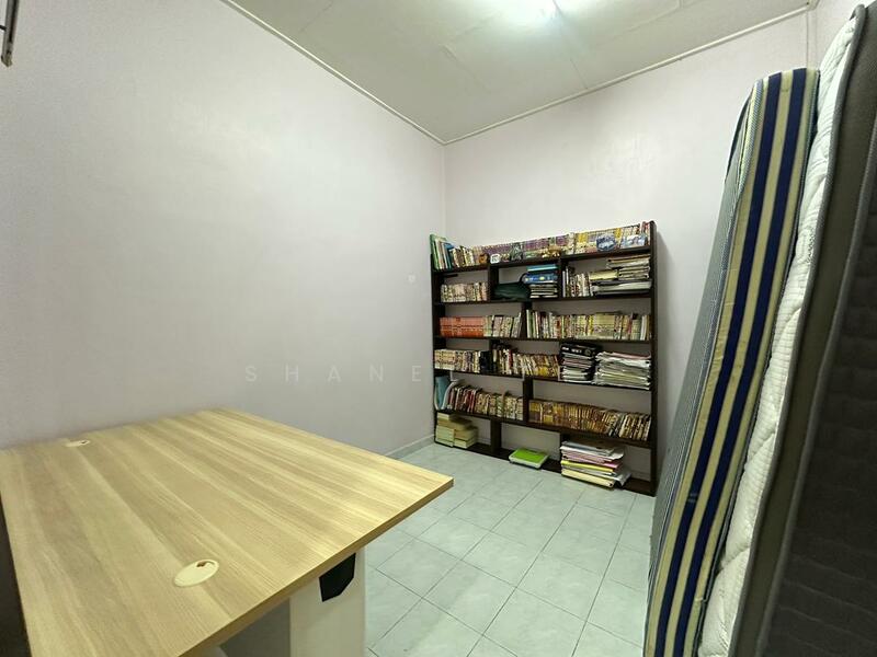 1-storey Terraced House for Sale in Tanjong Minyak (Melaka) - Shanel Tee - Study - PropertyGuru.com.my