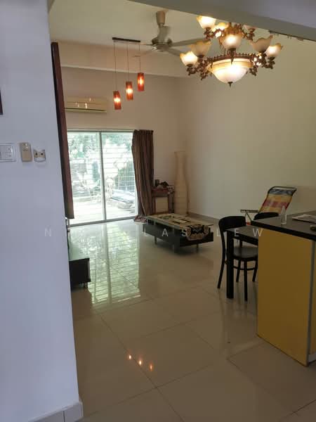Bayan Villa, Seri Kembangan untuk Untuk Dijual - RM 395,000, Mac 2026 - Living Room - PropertyGuru.com.my