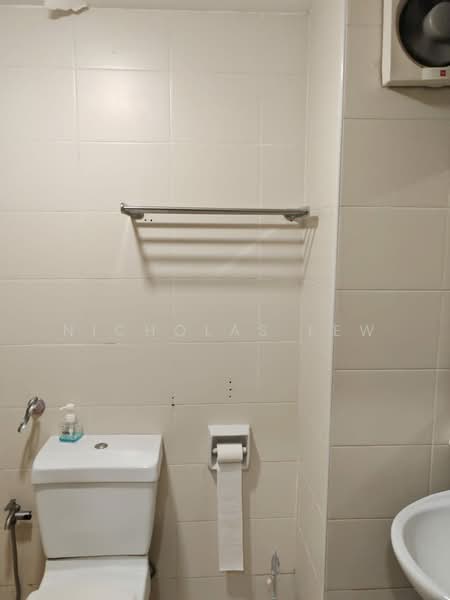 Townhouse for Sale in Seri Kembangan (Selangor) - Nicholas Lew - Bathroom - PropertyGuru.com.my