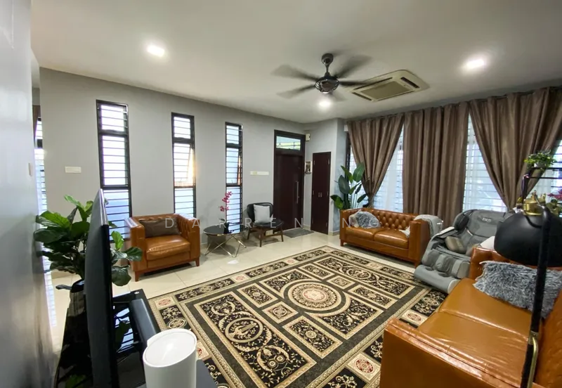 Terraced House for Sale in Temasya Glenmarie (Glenmarie) - Darren Ng - Living Room - PropertyGuru.com.my
