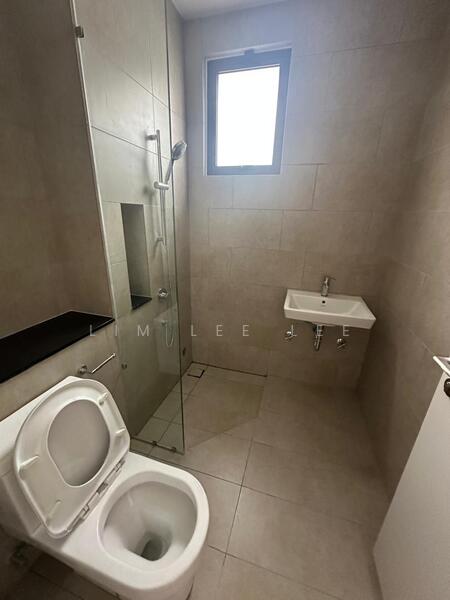 Semi-Detached House for Sale in Shah Alam (Selangor) - Lim Lee Lee - Bathroom - PropertyGuru.com.my