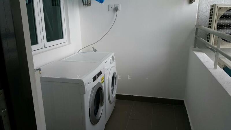 Condominium for Sale at Vertiq - Xinnee . - Balcony - PropertyGuru.com.my