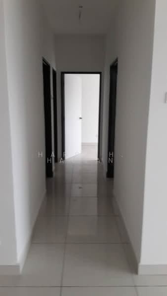 Kondominium untuk Disewa di Spring Avenue (Kuchai Damai) - Harry H. Hassan - Corridor - PropertyGuru.com.my