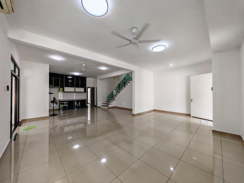 Cluster House for Sale in Taman Adda Heights (Tebrau) - Jameson Choo - Living Room - PropertyGuru.com.my