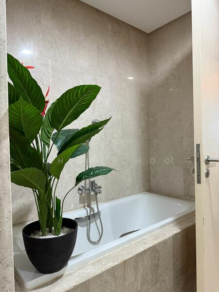 Service Residence for Sale at Hampshire Place - Chris Choo - Bathroom - PropertyGuru.com.my