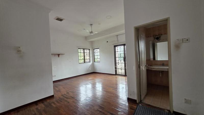 Rumah Teres 2-Tingkat untuk Dijual di Ara Damansara (Selangor) - Celine Chin - PropertyGuru.com.my