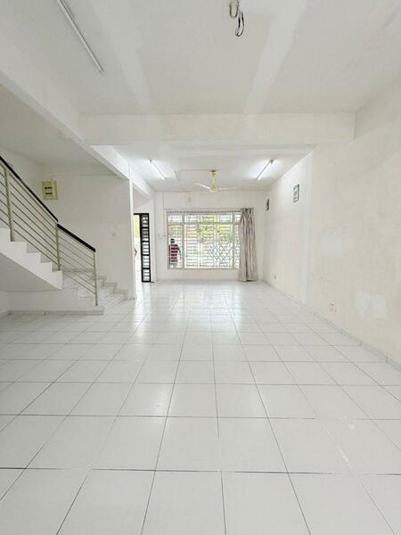 Tebrau untuk Untuk Dijual - RM 810,000, Mac 2026 - Living Room - PropertyGuru.com.my