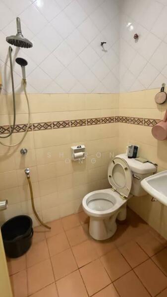 Terraced House for Sale in Skudai (Johor) - Sharon Ong - Bathroom - PropertyGuru.com.my