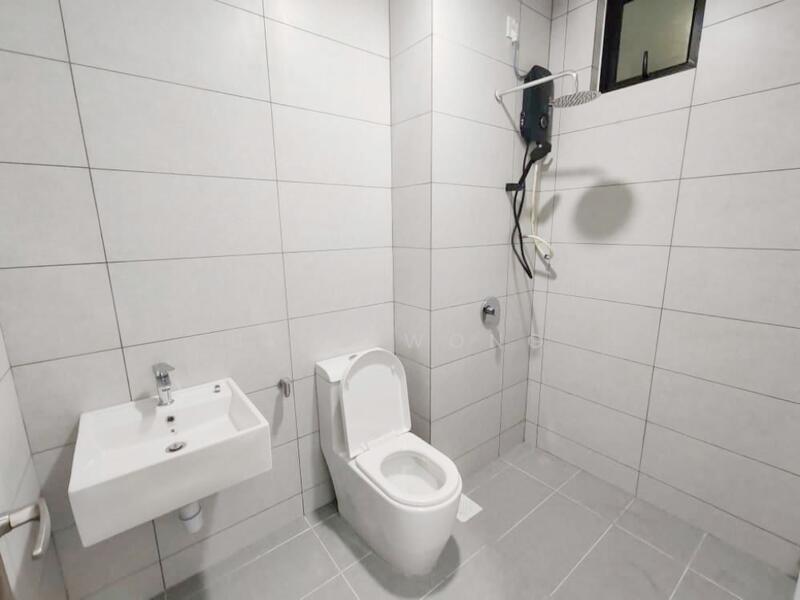 Service Residence for Sale at Meldrum Heights (Residensi Meldrum) - Bess Wong - Bathroom - PropertyGuru.com.my