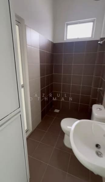 Rumah Teres 2 Tingkat untuk Dijual di Taman Bukit Senawang (Senawang) - Azrul Othman - Bathroom - PropertyGuru.com.my