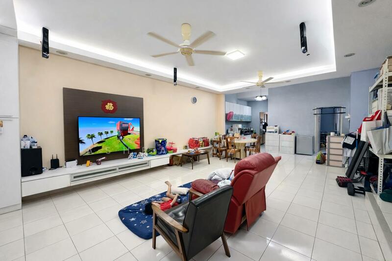 2-storey Terraced House for Sale in Taman Mutiara Indah (Puchong) - Ashraf Azwan - Living Room - PropertyGuru.com.my