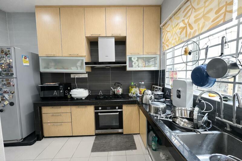 2-storey Terraced House for Sale in Taman Mutiara Indah (Puchong) - Ashraf Azwan - Kitchen - PropertyGuru.com.my