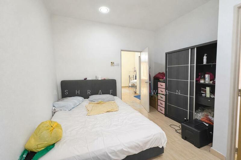 2-storey Terraced House for Sale in Taman Mutiara Indah (Puchong) - Ashraf Azwan - Bedroom - PropertyGuru.com.my