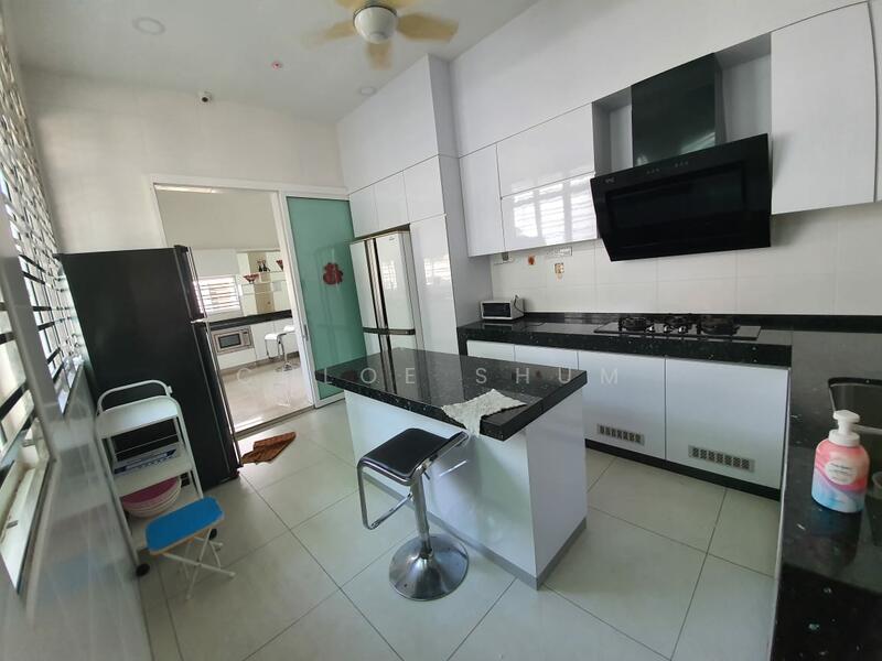 Bungalow for Rent in Taman Desa Tebrau (Tebrau) - Chloe Shum - Kitchen - PropertyGuru.com.my