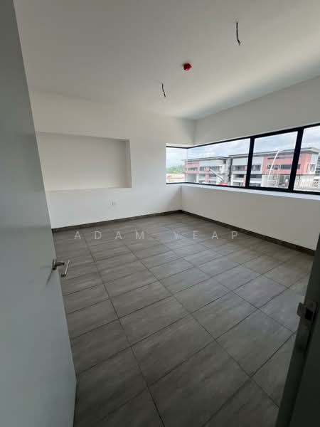 Elmina Sungai Buloh Shah Alam Puncak Alam untuk Untuk Disewa - RM 30,000 /bulan, Mac 2026 - Interior - PropertyGuru.com.my