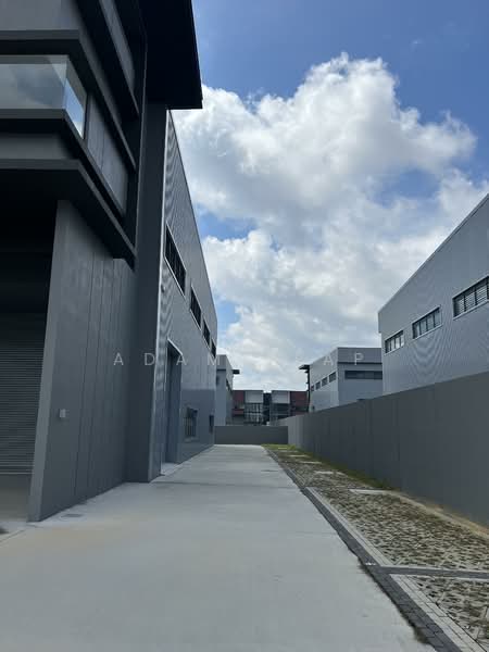 Elmina Sungai Buloh Shah Alam Puncak Alam untuk Untuk Disewa - RM 30,000 /bulan, Mac 2026 - Exterior - PropertyGuru.com.my