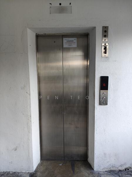 Multi -Storey Carpark lift