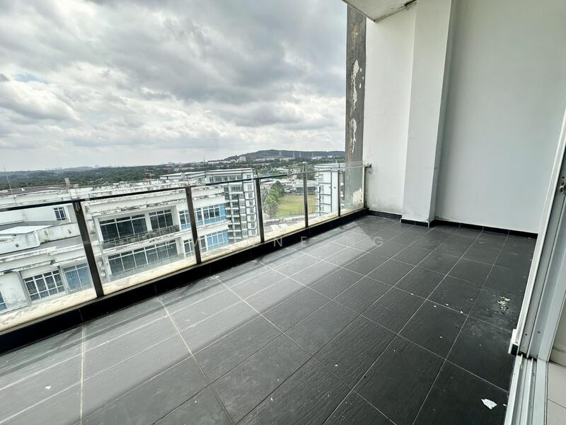 THE SENAI GARDEN (PANGSAPURI IMPIAN SENAI) untuk Untuk Disewa - RM 2,600 /bulan, Feb 2026 - Balcony - PropertyGuru.com.my