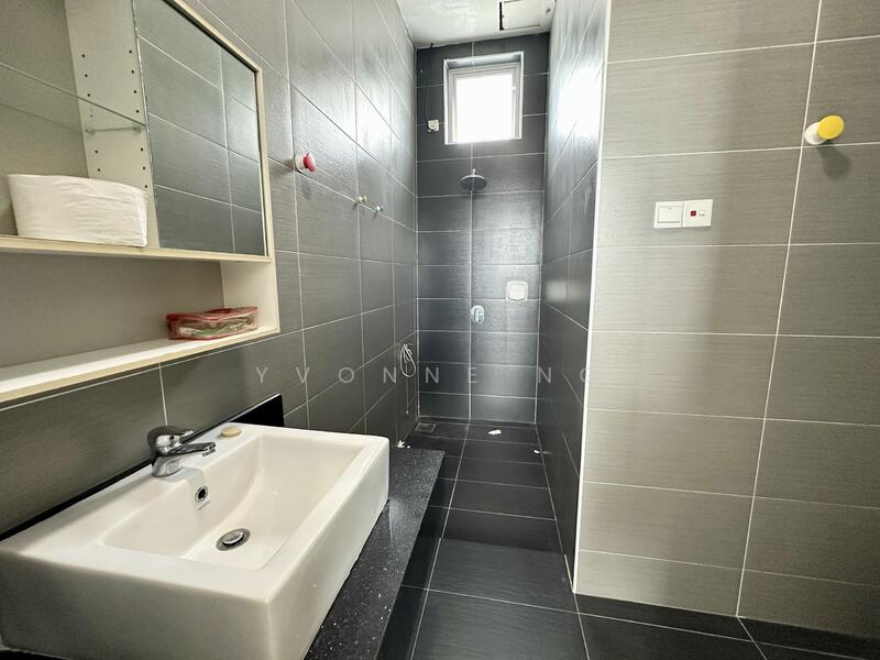 THE SENAI GARDEN (PANGSAPURI IMPIAN SENAI) untuk Untuk Disewa - RM 2,600 /bulan, Feb 2026 - Bathroom - PropertyGuru.com.my
