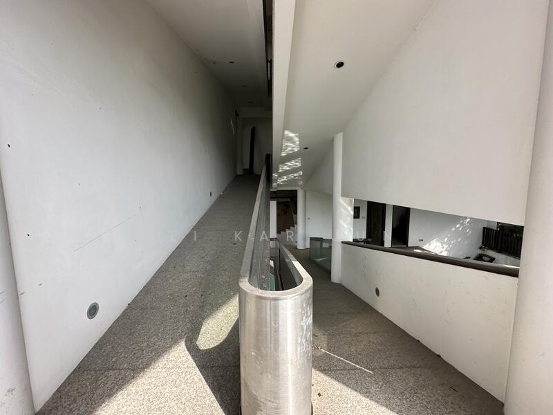 Rumah Banglo untuk Dijual di Damansara Heights (Kuala Lumpur) - Hei Kar Jun - Corridor - PropertyGuru.com.my