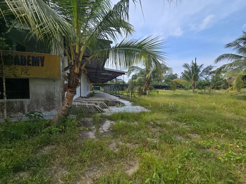 Industrial Land for Sale in Pekan Nenas (Jeram Batu) - Alexius Lim - Exterior - PropertyGuru.com.my