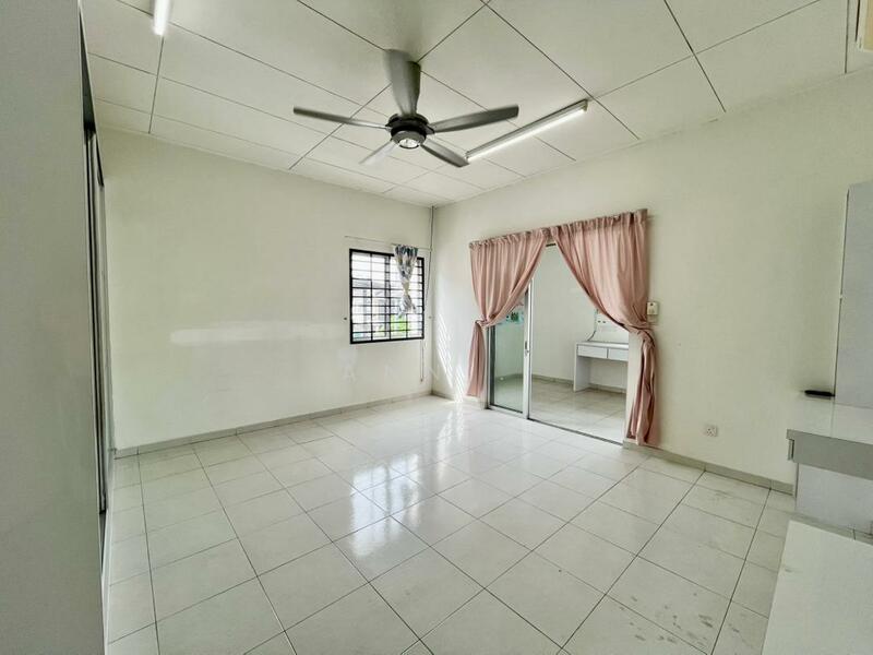 2-storey Terraced House for Sale in Nusa Bayu (Iskandar Puteri (Nusajaya)) - Ann . - Living Room - PropertyGuru.com.my