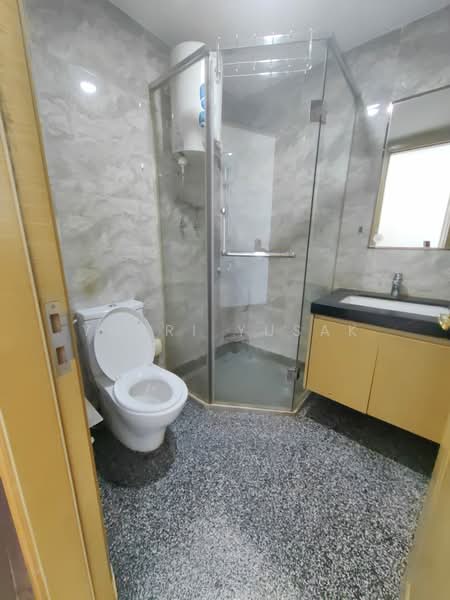 R&F Princess Cove Phase 1 untuk Untuk Disewa - RM 1,700 /bulan, Apr 2026 - Bathroom - PropertyGuru.com.my