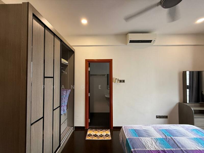 Service Residence for Sale at V@SUMMERPLACE - Phang Elainne - Bedroom - PropertyGuru.com.my
