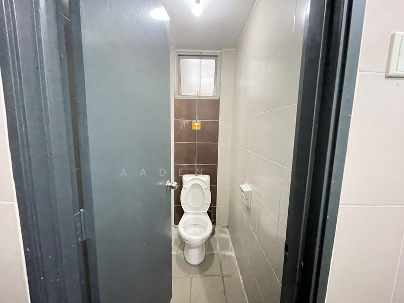 The Atmosphere untuk Untuk Disewa - RM 5,000 /bulan, Mac 2026 - Bathroom - PropertyGuru.com.my
