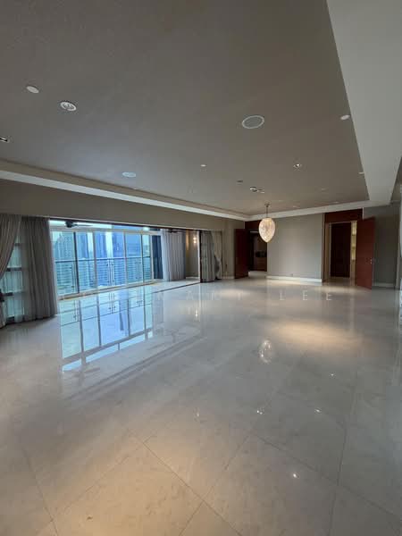 Kondominium untuk Dijual di The Binjai on the Park - Rosemary Lee - Living Room - PropertyGuru.com.my