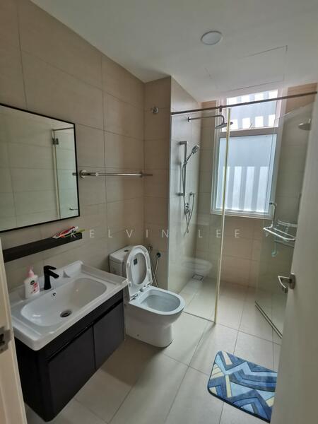 Ferringhi Residence 2 untuk Untuk Disewa - RM 2,500 /bulan, Mac 2026 - Bathroom - PropertyGuru.com.my