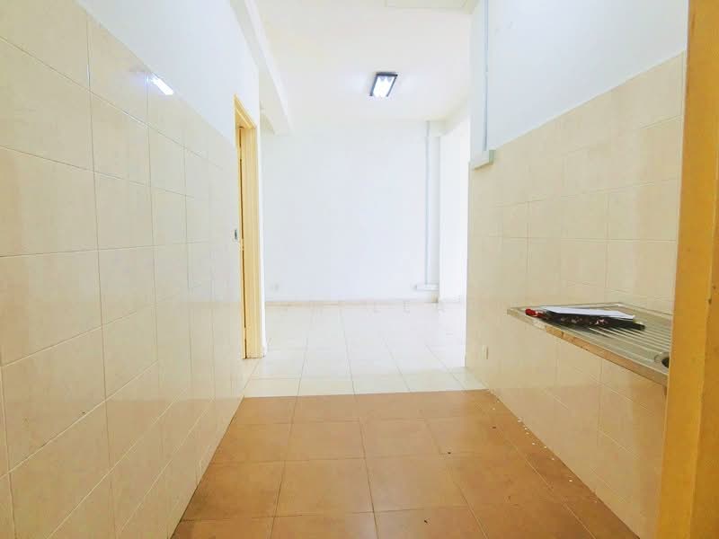 Apartment for Sale at Taman Setia Balakong - Kian Leap - Corridor - PropertyGuru.com.my