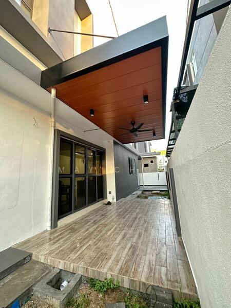 Taman perdana untuk Untuk Dijual - RM 1,100,000, Mac 2026 - Exterior - PropertyGuru.com.my