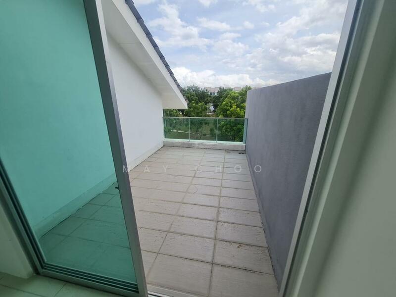 Taman perdana untuk Untuk Dijual - RM 1,100,000, Mac 2026 - Balcony - PropertyGuru.com.my