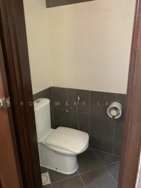 Rumah Banglo untuk Dijual di Mont Kiara (Kuala Lumpur) - Rosemary Lee - Bathroom - PropertyGuru.com.my