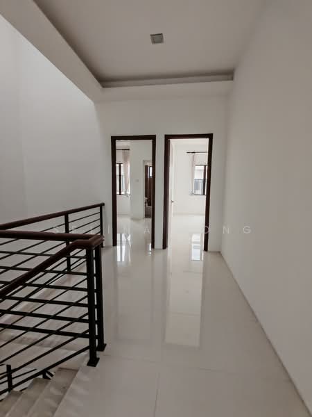 3-storey Terraced House for Sale in Ipoh (Perak) - Selina Wong - Corridor - PropertyGuru.com.my